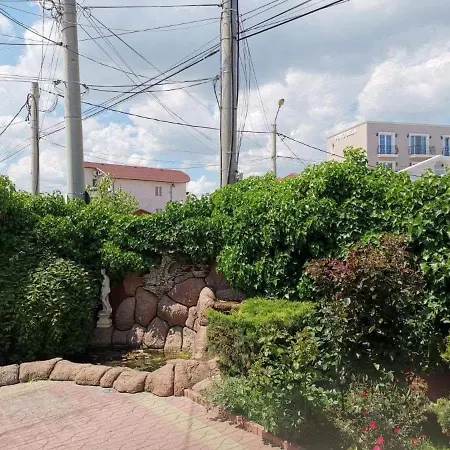 Casa Ultraviolet 3* Năvodari